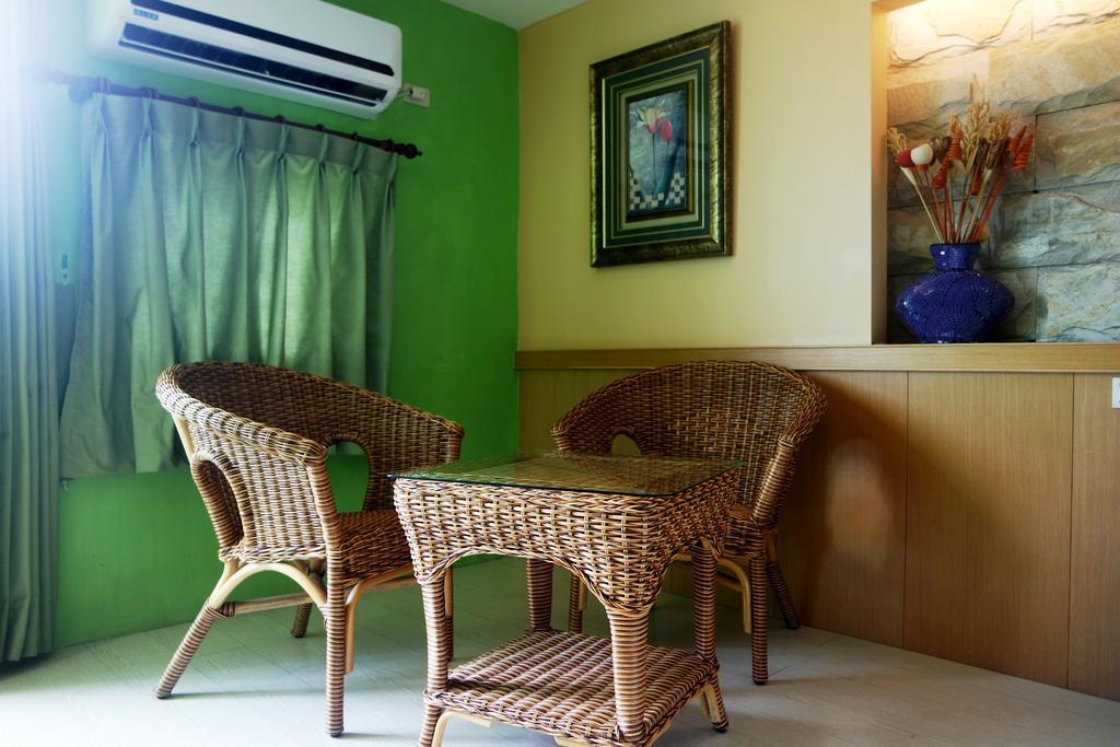 Summer Inn Kenting Exterior photo